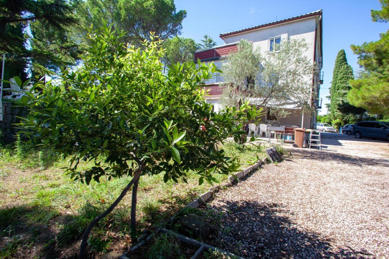 Hostel Trobenta In Oblak Portoroz Exterior foto