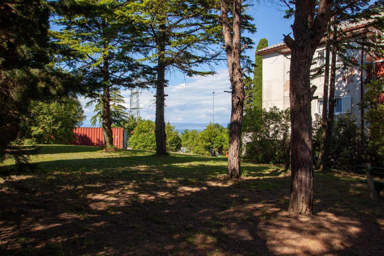 Hostel Trobenta In Oblak Portoroz Exterior foto