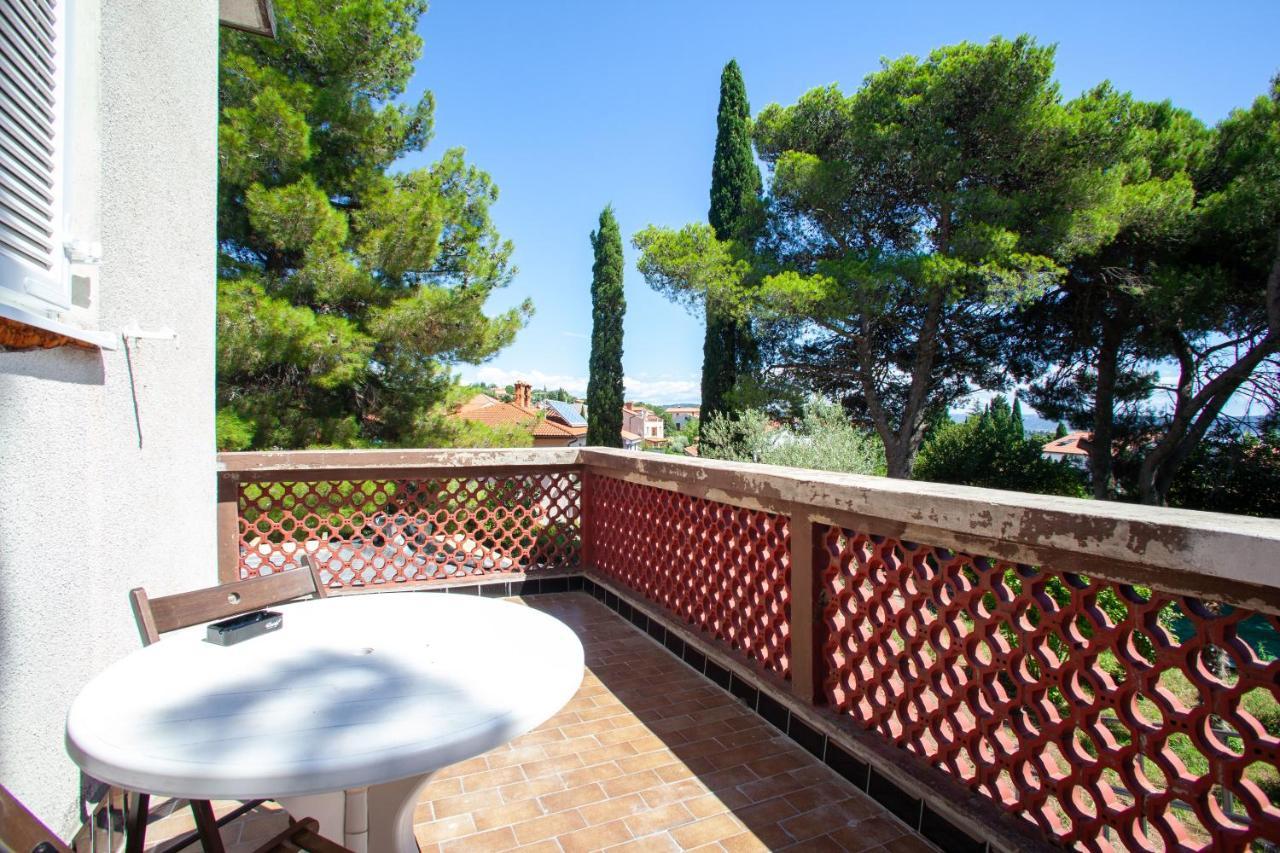 Hostel Trobenta In Oblak Portoroz Exterior foto